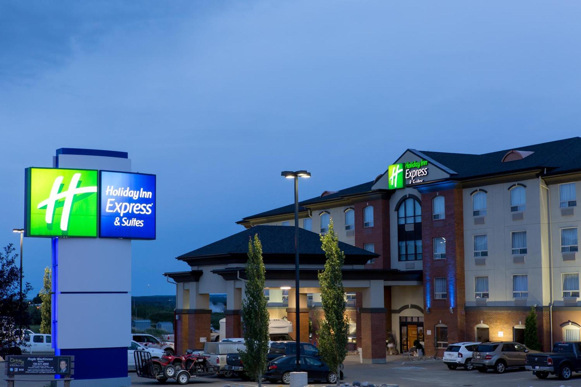 Holiday Inn Express & Suites Drayton Valley By Ihg Exterior photo